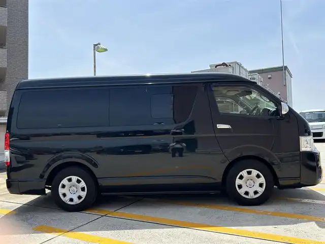トヨタ ハイエース GL 広島県 2014(平26)年 11.9万km ブラックマイカ 禁煙車/パイオニアスピーカー/純正15インチＡＷ/社外SDナビ/(BT/DVD/CD/SD/AUX/iPod/USB)/フルセグテレビ/プッシュスタート/オートライト/純正LEDヘッドライト/ビルトインETC/片側パワースライドドア/純正フロアマット/スペアキー