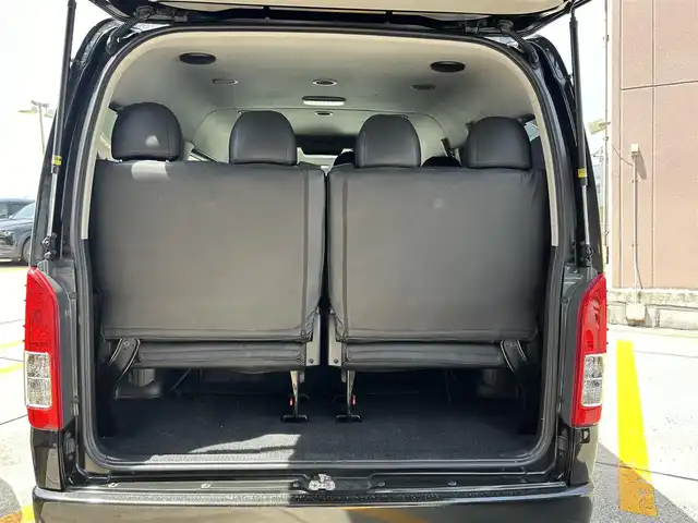 トヨタ ハイエース GL 広島県 2014(平26)年 11.9万km ブラックマイカ 禁煙車/パイオニアスピーカー/純正15インチＡＷ/社外SDナビ/(BT/DVD/CD/SD/AUX/iPod/USB)/フルセグテレビ/プッシュスタート/オートライト/純正LEDヘッドライト/ビルトインETC/片側パワースライドドア/純正フロアマット/スペアキー