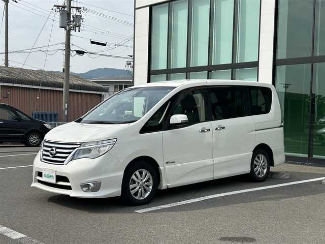 日産 セレナ ハイウェイスター Sハイブリッド 和歌山県 2014(平26)年 5.9万km ブリリアントホワイトパール 純正７インチナビ/フルセグTV/バックカメラ/(BT/CD/DVD/USB)/ABS/クルコン/横滑り防止機能/ビルトインETC/ドアバイザー/ヘッドライトレベライザー/後席サンシェード/電動格納ミラー/スマートキー/プッシュスタート/ハロゲンヘッドライト/オートライト/フォグランプ