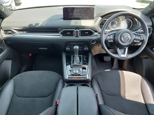 マツダ ＣＸ－８ XD ブラックトーンエディション 東京都 2023(令5)年 2.8万km プラチナクォーツメタリック 4WD・7人乗り/衝突軽減ブレーキ/レーンキープアシスト/オートハイビーム/オフロードトラクションアシスト/レーダークルーズコントロール/クリアランスソナー/純正10インチナビ/AM/FM/TV/BT/AppleCarplay/androidauto/全周囲カメラ/ハーフレザーシート/前席パワーシート/シートヒーター/電動リアゲート/ワイヤレス充電/ETC2.0