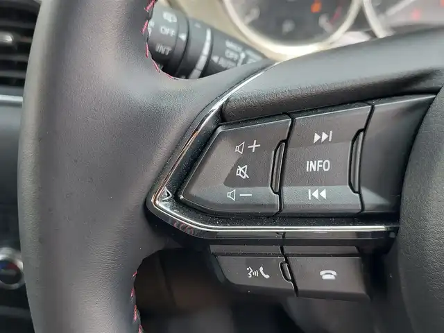 マツダ ＣＸ－８ XD ブラックトーンエディション 東京都 2023(令5)年 2.8万km プラチナクォーツメタリック 4WD・7人乗り/衝突軽減ブレーキ/レーンキープアシスト/オートハイビーム/オフロードトラクションアシスト/レーダークルーズコントロール/クリアランスソナー/純正10インチナビ/AM/FM/TV/BT/AppleCarplay/androidauto/全周囲カメラ/ハーフレザーシート/前席パワーシート/シートヒーター/電動リアゲート/ワイヤレス充電/ETC2.0