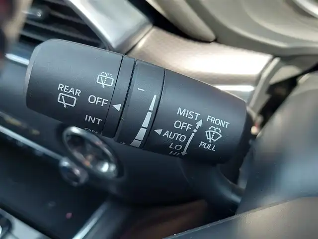 マツダ ＣＸ－８ XD ブラックトーンエディション 東京都 2023(令5)年 2.8万km プラチナクォーツメタリック 4WD・7人乗り/衝突軽減ブレーキ/レーンキープアシスト/オートハイビーム/オフロードトラクションアシスト/レーダークルーズコントロール/クリアランスソナー/純正10インチナビ/AM/FM/TV/BT/AppleCarplay/androidauto/全周囲カメラ/ハーフレザーシート/前席パワーシート/シートヒーター/電動リアゲート/ワイヤレス充電/ETC2.0