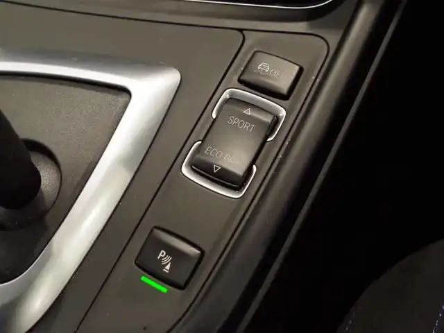 ＢＭＷ ４２０ｉ グランクーペ Mスポーツ 岐阜県 2018(平30)年 4.5万km アルピンホワイトⅢ ＡＣＣ／アクティブ・クルーズ・コントロール/（ストップ＆ゴー機能付）　/レーン・ディパーチャー・ウォーニング/（車線逸脱警告システム）/前車接近警告機能　/衝突回避・被害軽減ブレーキ　/電動フロント・シート（運転席&助手席、運転席メモリー機能付）/フロント・シート・ヒーティング/地上デジタルTVチューナー/HDDナビゲーション・システム