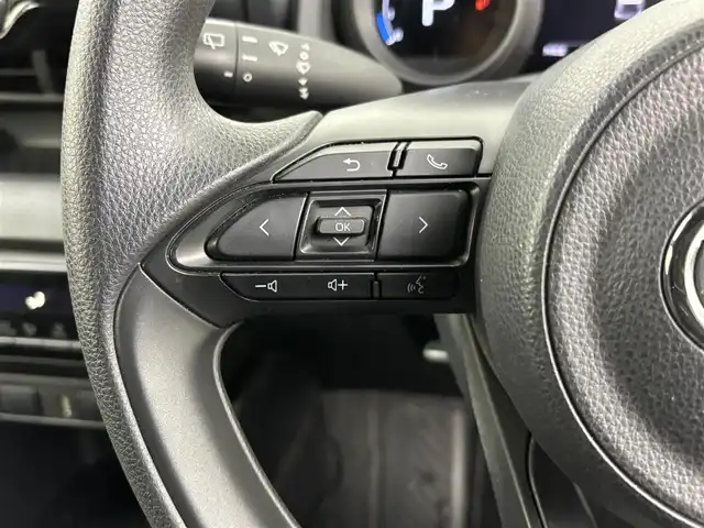 トヨタ ヤリス G 埼玉県 2020(令2)年 6.5万km アバンギャルドブロンズメタリック 純正ナビ(AM/FM/Bluetooth)/バックカメラ/レーンディパーチャーアラート/プリクラッシュセーフティ/ブラインドスポットモニター/クリアランスソナー/リヤクロストラフィックアラート/パーキングサポートブレーキ/ロードサインアシスト/デジタルインナーミラー/ビルトインETC/ドライブレコーダー前後