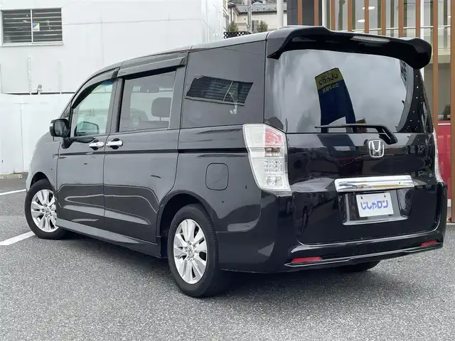 ホンダ ステップワゴン スパーダ Z 千葉県 2011(平23)年 10.1万km プレミアムブラキッシュパール (株)IDOMが運営する【じしゃロン八千代店】の自社ローン専用車両になります。こちらは現金またはオートローンご利用時の価格です。自社ローンご希望の方は別途その旨お申付け下さい/ホンダインターナビ/両側パワースライドドア/バックカメラ