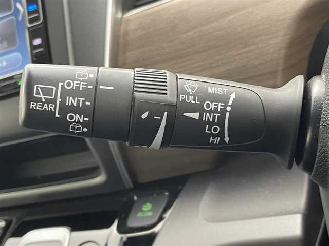 ホンダ フリード ハイブリット G 茨城県 2022(令4)年 3.8万km フィヨルドミストパール 純正ナビ/バックカメラ/フルセグ/衝突被害軽減ブレーキ/車線逸脱抑制装置/レーダークルーズコントロール/クリアランスソナー/両側電動スライドドア/ETC/ドラレコ/シートヒーター/LEDヘッドライト/スマートキー