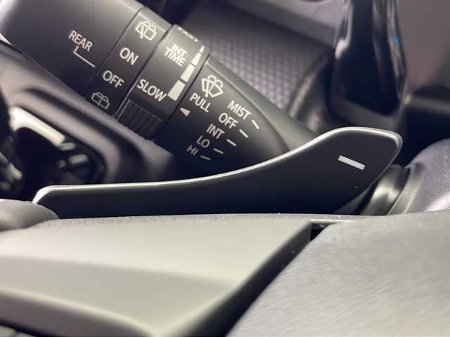 スズキ ハスラー HYBRID X ターボ 秋田県 2025(令7)年 0.4万km ソフトベージュメタリック 純正ナビ【AM/FM/BT/CD/DVD】 /USBポート/全方位カメラ /フルセグTV /ETC パドルシフト　/前後ドライブレコーダー　/アダプティブクルーズコントロール　/前席シートヒーター　/スズキセーフティサポート/車線逸脱警報/横滑り防止装置/衝突被害軽減システム/クリアランスソナー/オートライト　/オートエアコン  /ダウンヒルアシストコントロール/ヒルディセントコントロール/PWR/プッシュスタート /スマートキー/スペアキー有り/ステアリングリモコン/アイドリングストップ/革巻きステアリング/社外フロアマット/ウィンカーミラー /フォグライト /サイドバイザー /取扱説明書