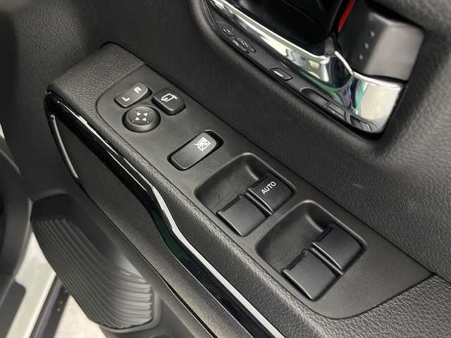 スズキ ハスラー HYBRID X ターボ 秋田県 2025(令7)年 0.4万km ソフトベージュメタリック 純正ナビ【AM/FM/BT/CD/DVD】 /USBポート/全方位カメラ /フルセグTV /ETC パドルシフト　/前後ドライブレコーダー　/アダプティブクルーズコントロール　/前席シートヒーター　/スズキセーフティサポート/車線逸脱警報/横滑り防止装置/衝突被害軽減システム/クリアランスソナー/オートライト　/オートエアコン  /ダウンヒルアシストコントロール/ヒルディセントコントロール/PWR/プッシュスタート /スマートキー/スペアキー有り/ステアリングリモコン/アイドリングストップ/革巻きステアリング/社外フロアマット/ウィンカーミラー /フォグライト /サイドバイザー /取扱説明書
