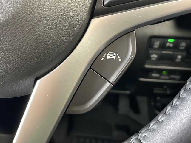スズキ ハスラー HYBRID X ターボ 秋田県 2025(令7)年 0.4万km ソフトベージュメタリック 純正ナビ【AM/FM/BT/CD/DVD】 /USBポート/全方位カメラ /フルセグTV /ETC パドルシフト　/前後ドライブレコーダー　/アダプティブクルーズコントロール　/前席シートヒーター　/スズキセーフティサポート/車線逸脱警報/横滑り防止装置/衝突被害軽減システム/クリアランスソナー/オートライト　/オートエアコン  /ダウンヒルアシストコントロール/ヒルディセントコントロール/PWR/プッシュスタート /スマートキー/スペアキー有り/ステアリングリモコン/アイドリングストップ/革巻きステアリング/社外フロアマット/ウィンカーミラー /フォグライト /サイドバイザー /取扱説明書