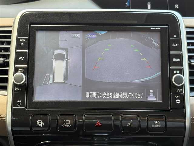 日産 セレナ e－パワー ハイウェイスター V 三重県 2019(平31)年 3.7万km インペリアルアンバーP ♪♪ワンオーナー ♪♪/プロパイロット/　・エマージェンシーブレーキ/　・LDW(車線逸脱警報)/　・LI(車線逸脱防止支援システム)/　・踏み間違い防止アシスト/　・インテリジェントDA(ふらつき警報)/純正９インチナビゲージョン/　・フルセグ/　・DVD再生/　・Bluetooth/　・AUX/SD/録音/アラウンドビューモニター/デジタルインナーミラー/インテリジェントキーx2/プッシュスタート/ステアリングヒーター/両側パワースライドドア/LEDヘッドライト/D/N席シートヒーター/ブラウンハーフレザーシート/ETC/純正フロアマット