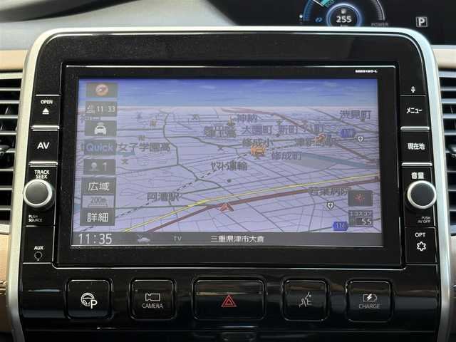 日産 セレナ e－パワー ハイウェイスター V 三重県 2019(平31)年 3.7万km インペリアルアンバーP ♪♪ワンオーナー ♪♪/プロパイロット/　・エマージェンシーブレーキ/　・LDW(車線逸脱警報)/　・LI(車線逸脱防止支援システム)/　・踏み間違い防止アシスト/　・インテリジェントDA(ふらつき警報)/純正９インチナビゲージョン/　・フルセグ/　・DVD再生/　・Bluetooth/　・AUX/SD/録音/アラウンドビューモニター/デジタルインナーミラー/インテリジェントキーx2/プッシュスタート/ステアリングヒーター/両側パワースライドドア/LEDヘッドライト/D/N席シートヒーター/ブラウンハーフレザーシート/ETC/純正フロアマット