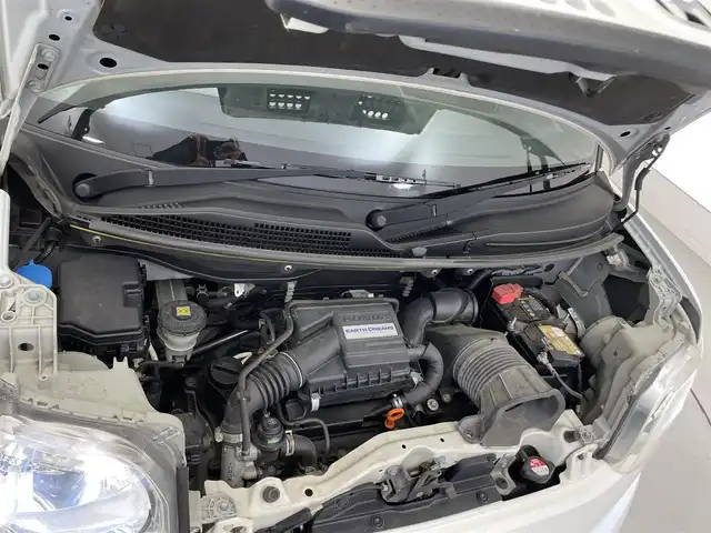 ホンダ Ｎ ＢＯＸ 2トーン G ターボ Lパッケージ 滋賀県 2015(平27)年 7.4万km プレミアムホワイトパールⅡ 社外8インチナビ/（CD/DVD/BT/フルセグTV）/バックカメラ/後席フリップダウンモニター/D/Nシートヒーター/ベンチシート/フルフラットシート/チップアップシート/両側パワースライドドア/レーダークルーズコントロール/コーナーセンサー/レーンキープアシスト/衝突被害軽減ブレーキ/LEDヘッドライト/オートライト/スマートキー/ETC