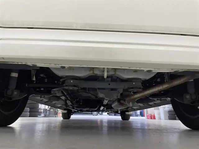 ホンダ Ｎ ＢＯＸ 2トーン G ターボ Lパッケージ 滋賀県 2015(平27)年 7.4万km プレミアムホワイトパールⅡ 社外8インチナビ/（CD/DVD/BT/フルセグTV）/バックカメラ/後席フリップダウンモニター/D/Nシートヒーター/ベンチシート/フルフラットシート/チップアップシート/両側パワースライドドア/レーダークルーズコントロール/コーナーセンサー/レーンキープアシスト/衝突被害軽減ブレーキ/LEDヘッドライト/オートライト/スマートキー/ETC