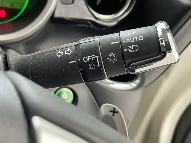 ホンダ Ｎ ＢＯＸ 2トーン G ターボ Lパッケージ 滋賀県 2015(平27)年 7.4万km プレミアムホワイトパールⅡ 社外8インチナビ/（CD/DVD/BT/フルセグTV）/バックカメラ/後席フリップダウンモニター/D/Nシートヒーター/ベンチシート/フルフラットシート/チップアップシート/両側パワースライドドア/レーダークルーズコントロール/コーナーセンサー/レーンキープアシスト/衝突被害軽減ブレーキ/LEDヘッドライト/オートライト/スマートキー/ETC