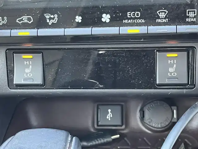 トヨタ ＲＡＶ４ G 奈良県 2021(令3)年 3.3万km ホワイトパールクリスタルシャイン 純正ディスプレイオーディオ　/Ｂｌｕｅｔｏｏｔｈ　/全方位モニター　/ビルトインＥＴＣ　/前後ドライブレコーダー　/ステアリングヒーター　/メモリーシート　/サンルーフ　/シートヒーター　/モデリスタエアロ
