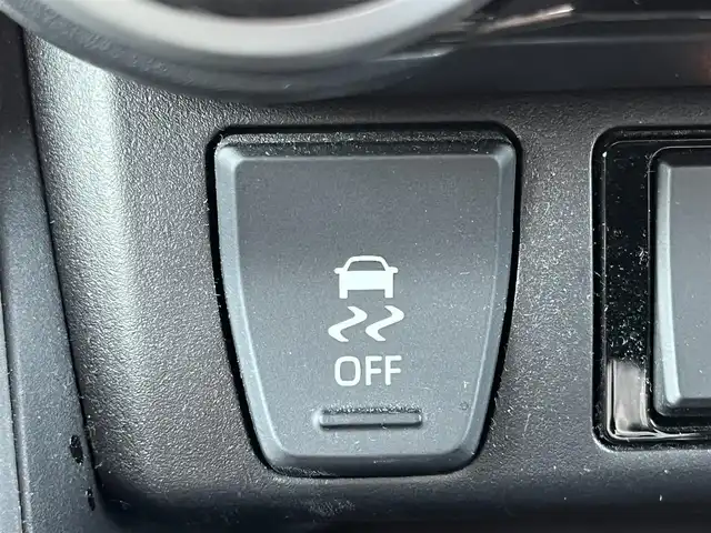 トヨタ ＲＡＶ４ G 奈良県 2021(令3)年 3.3万km ホワイトパールクリスタルシャイン 純正ディスプレイオーディオ　/Ｂｌｕｅｔｏｏｔｈ　/全方位モニター　/ビルトインＥＴＣ　/前後ドライブレコーダー　/ステアリングヒーター　/メモリーシート　/サンルーフ　/シートヒーター　/モデリスタエアロ