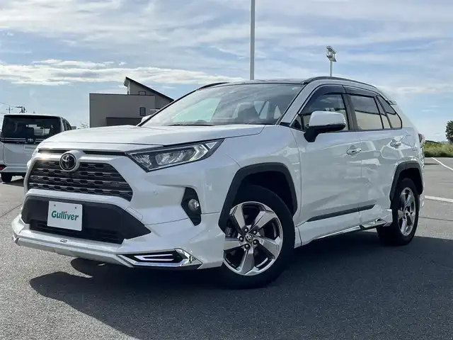 トヨタ ＲＡＶ４ G 奈良県 2021(令3)年 3.3万km ホワイトパールクリスタルシャイン 純正ディスプレイオーディオ　/Ｂｌｕｅｔｏｏｔｈ　/全方位モニター　/ビルトインＥＴＣ　/前後ドライブレコーダー　/ステアリングヒーター　/メモリーシート　/サンルーフ　/シートヒーター　/モデリスタエアロ