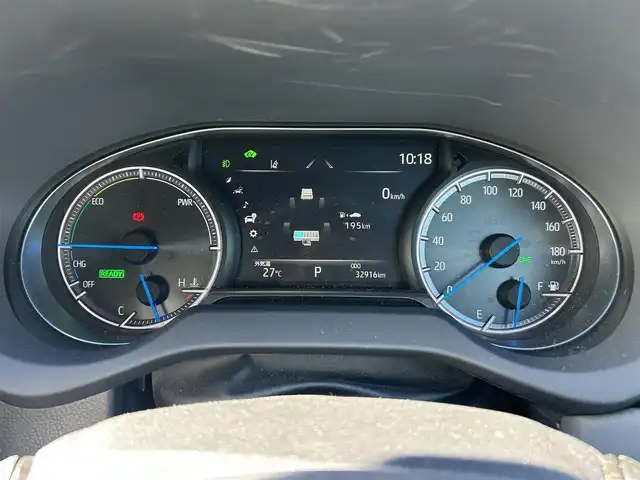 トヨタ ハリアー ハイブリッド G 香川県 2020(令2)年 3.3万km プレシャスブラックパール トヨタセーフティーセンス/・レーダークルーズコントロール/・プリクラッシュセーフティー/・レーントレーシングアシスト/・ブラインドスポットモニタ/・デジタルインナーミラー/・ロードサインアシスト/純正ディスプレイオーディオ/→AM/FM/Bluetooth/バックカメラ/パワーバックドア/ハーフレザー/革巻きステアリング/D席パワーシート/LEDヘッドライト/純正18インチアルミホイール/オートホールド/コーナーセンサー/バイザー/純正フロアマット/前後ドライブレコーダー/ETC/スマートキー/プッシュスタート
