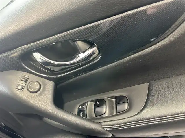 日産 エクストレイル 20X ブラックエクストリーマーX エマB 島根県 2015(平27)年 2.1万km ダイヤモンドブラック パートタイム4WD/前席シートヒーター/スマートキー/プッシュスタート/ビルトインETC 　/オートライト　/アイドリングストップ /ダウンヒルアシストコントロール/コーナーセンサー　/純正アルミホイール　/純正フロアマット/横滑り防止装置　/スペアキー1本　/　