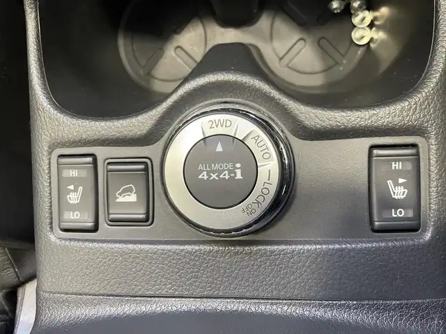 日産 エクストレイル 20X ブラックエクストリーマーX エマB 島根県 2015(平27)年 2.1万km ダイヤモンドブラック パートタイム4WD/前席シートヒーター/スマートキー/プッシュスタート/ビルトインETC 　/オートライト　/アイドリングストップ /ダウンヒルアシストコントロール/コーナーセンサー　/純正アルミホイール　/純正フロアマット/横滑り防止装置　/スペアキー1本　/　