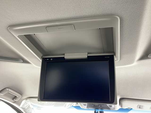 トヨタ アルファード S Aパッケージ 沖縄県 2017(平29)年 4.7万km ホワイトパールクリスタルシャイン ワンオーナー/純正10型ナビ（NSZN-Z66T）/　CD/DVD/SD/BT/フルセグ/バックカメラ/純正12.1型フリップダウンモニター（V12T-R66C)（MOP)/モデリスタフルエアロ/モデリスタグリル・バックドア・フェンダーガーニッシュ/モデリスタサス/ビルトインETC/純正ドライブレコーダー（DRT-H66A）/インナーミラー型レーダー探知機/両側パワースライドドア/クルーズコントロール/クリアランスソナー/アイドリングストップ（MOP)/アクセサリーコンセントAC100V・100W(MOP)/LEDヘッドライト/オートライト/社外20インチAW/純正18インチAW付き夏タイヤ積込/スペアタイヤ（MOP)/プッシュスタート/スマートキー/スペアキー/保証書/取扱説明書