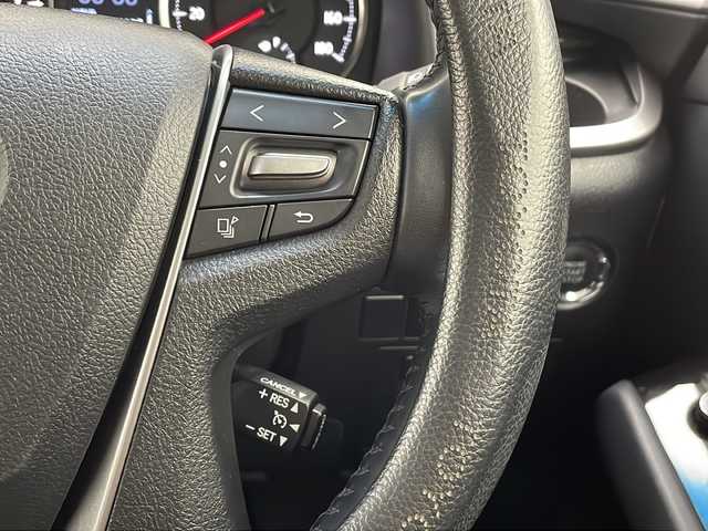 トヨタ アルファード S Aパッケージ 沖縄県 2017(平29)年 4.7万km ホワイトパールクリスタルシャイン ワンオーナー/純正10型ナビ（NSZN-Z66T）/　CD/DVD/SD/BT/フルセグ/バックカメラ/純正12.1型フリップダウンモニター（V12T-R66C)（MOP)/モデリスタフルエアロ/モデリスタグリル・バックドア・フェンダーガーニッシュ/モデリスタサス/ビルトインETC/純正ドライブレコーダー（DRT-H66A）/インナーミラー型レーダー探知機/両側パワースライドドア/クルーズコントロール/クリアランスソナー/アイドリングストップ（MOP)/アクセサリーコンセントAC100V・100W(MOP)/LEDヘッドライト/オートライト/社外20インチAW/純正18インチAW付き夏タイヤ積込/スペアタイヤ（MOP)/プッシュスタート/スマートキー/スペアキー/保証書/取扱説明書