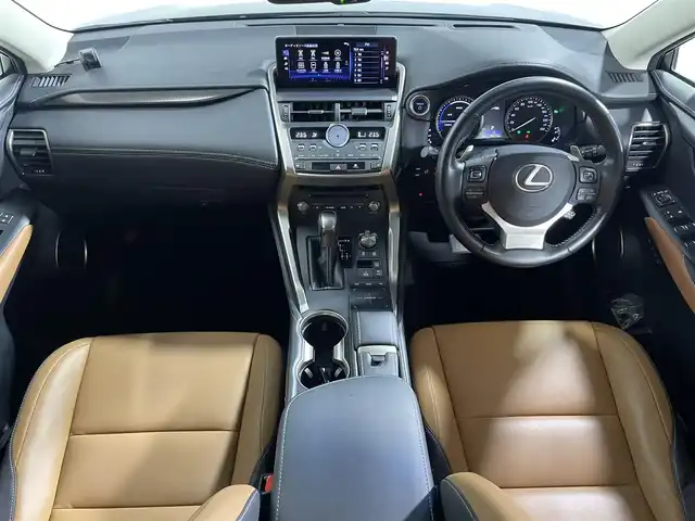 レクサス ＮＸ 300h Iパッケージ 大阪府 2018(平30)年 3.1万km マーキュリーグレーマイカ 茶革シート 純正エアロ 純正10.3incナビTV バックカメラ 三眼LED ヘッドアップディスプレイ パワーシート/ヒーター ハンドルヒーター 電動リアゲート レーダークルコン 衝突軽減ブレーキ レーンアシスト BSM
