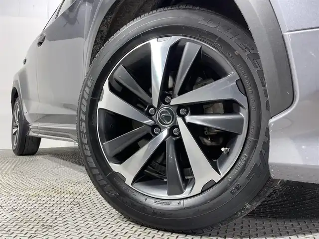 レクサス ＮＸ 300h Iパッケージ 大阪府 2018(平30)年 3.1万km マーキュリーグレーマイカ 茶革シート 純正エアロ 純正10.3incナビTV バックカメラ 三眼LED ヘッドアップディスプレイ パワーシート/ヒーター ハンドルヒーター 電動リアゲート レーダークルコン 衝突軽減ブレーキ レーンアシスト BSM