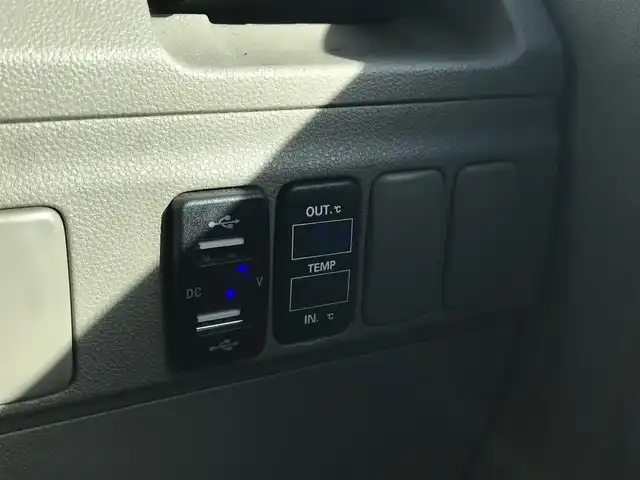 ダイハツ アトレー ワゴン カスタム ターボ RS 富山県 2012(平24)年 8.1万km ブラックマイカメタリック 4WD/社外ナビ/フルセグTV/Bluetooth/MOMO革巻きステアリング/両側スライドドア/フォグランプ/HIDヘッドライト/ドアバイザー/純正フロアマット/ETC/パワーウインドウ