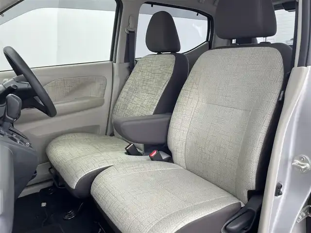 三菱 ｅＫワゴン M 富山県 2020(令2)年 4.3万km スターリングシルバーM カーオーディオ（AM/FM/CD/AUX）/衝突被害軽減ブレーキ/コーナーセンサー前後/横滑り防止装置/ABS/前席シートヒーター/リモコンキー/社外フロアマット/ベンチシート/アイドリングストップ/ドアバイザー