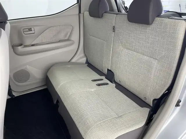 三菱 ｅＫワゴン M 富山県 2020(令2)年 4.3万km スターリングシルバーM カーオーディオ（AM/FM/CD/AUX）/衝突被害軽減ブレーキ/コーナーセンサー前後/横滑り防止装置/ABS/前席シートヒーター/リモコンキー/社外フロアマット/ベンチシート/アイドリングストップ/ドアバイザー