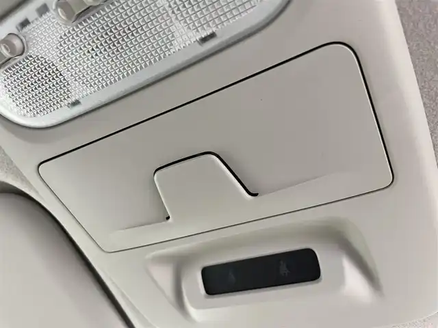 三菱 ｅＫワゴン M 富山県 2020(令2)年 4.3万km スターリングシルバーM カーオーディオ（AM/FM/CD/AUX）/衝突被害軽減ブレーキ/コーナーセンサー前後/横滑り防止装置/ABS/前席シートヒーター/リモコンキー/社外フロアマット/ベンチシート/アイドリングストップ/ドアバイザー