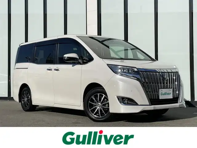 トヨタ エスクァイア Gi プレミアムパッケージ ブラックテーラード 大阪府 2019(平31)年 3万km ホワイトパールクリスタルシャイン 純正9インチナビ/・フルセグTV/BT/トヨタセーフティセンス /リアビューモニター /両側パワースライドドア /クルーズコントロール /ETC /前席シートヒーター /クリアランスソナー /純正15インチAW /純正フロアマット /LEDヘッド・フォグ/保証書・取説/スペアキー