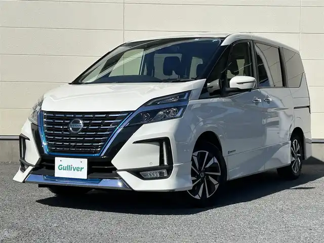 日産 セレナ e－パワー ハイウェイスター V 茨城県 2019(令1)年 6.8万km ブリリアントホワイトパール 10インチ純正ナビ/革巻きステアリング/アラウンドビューモニター/ステアリングスイッチ/ステアリングヒーター/プロパイロット/防水シート/両側パワースライドドア/電子式パーキング/ETC/純正ドライブレコーダー/LEDヘッドライト/WAC/エマージェンシーブレーキ