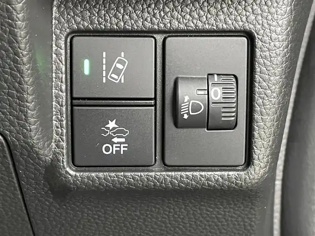 ホンダ Ｎ ＢＯＸ カスタム L ターボ 埼玉県 2021(令3)年 3.5万km プラチナホワイトパール 純正８インチナビ　Ｂｌｕｅｔｏｏｔｈ　フルセグＴＶ　バックカメラ　レーダークルーズコントロール　ハーフレザーシート　シートヒーター　コーナーセンサー　前後ドライブレコーダー　ビルトインＥＴＣ