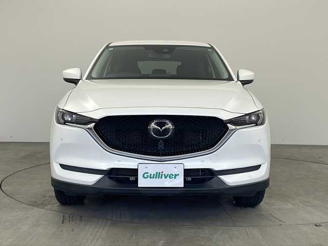 マツダ ＣＸ－５ 20S プロアクティブ 兵庫県 2018(平30)年 2.2万km スノーフレイクホワイトパールマイカ ・純正ナビ&CD&DVD&BT&USB&TV/・全方位カメラ/・パワーバックドア/・スマート・シティ・ブレーキ・サポート/・レーダークルーズコントロール/・車線逸脱警報/・誤発進抑制機能/・コーナーセンサー/・ブラインドスポットモニター/・LEDライト/・アイドリングストップ/・オートライト/・スマートキー/・プッシュスタート/・フロアマット/・アイドリングストップ/・革巻きハンドル/・ステアリングスイッチ/・横滑り防止装置