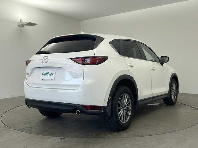 マツダ ＣＸ－５ 20S プロアクティブ 兵庫県 2018(平30)年 2.2万km スノーフレイクホワイトパールマイカ ・純正ナビ&CD&DVD&BT&USB&TV/・全方位カメラ/・パワーバックドア/・スマート・シティ・ブレーキ・サポート/・レーダークルーズコントロール/・車線逸脱警報/・誤発進抑制機能/・コーナーセンサー/・ブラインドスポットモニター/・LEDライト/・アイドリングストップ/・オートライト/・スマートキー/・プッシュスタート/・フロアマット/・アイドリングストップ/・革巻きハンドル/・ステアリングスイッチ/・横滑り防止装置