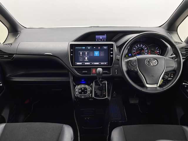 トヨタ ノア Si ダブルバイビー 千葉県 2018(平30)年 4.2万km ホワイトパールクリスタルシャイン セーフティセンス/・プリクラッシュセーフティ/・レーンディパーチャーアラート/・オートマチックハイビーム/・先行車発進告知機能/純正10インチメモリーナビ/・フルセグTV/・Bluetooth接続/・CD/DVD再生機能/フリップダウンモニター/ハーフレザーシート/両側パワースライドドア/ビルトインETC/LEDヘッドライト/スマートキー
