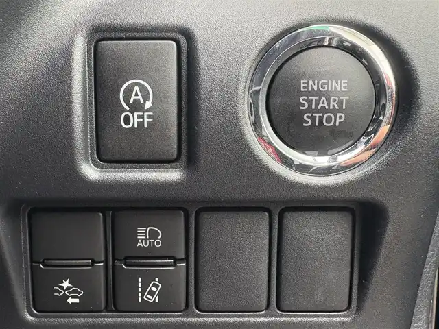 トヨタ エスクァイア Gi プレミアムパッケージ ブラックテーラード 徳島県 2019(令1)年 4.2万km スパークリングブラックパールクリスタルシャイン 純正10インチナビ　NSZN-Z68T/AM/FM/Bluetooth/DISC/USB/TV/SD/HDMI/両側電動スライドドア/バックカメラ/ハーフレザーシート/ハンドルヒーター/ETC2.0/前後ドライブレコーダー/シートヒーター/純正15インチアルミホイール/LEDヘッドライト/フォグライト/オートライト/アイドリングストップ/スマートキー/純正フロアマット/レーンキープアシスト/プッシュスタート