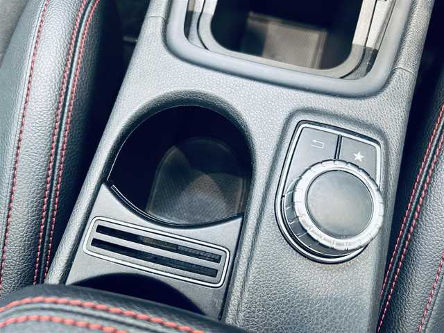 メルセデス・ベンツ Ａ１８０ AMG スタイル 大阪府 2018(平30)年 4.2万km コスモスブラック サンルーフ/レーダーセーフティ/ハーフレザー/メモリ付きパワーシート/シートヒーター/純正ナビ/TV/バックカメラ/applecarplay/ACC/ブラインドスポット/純正18インチAW/LEDヘッドライト/クリアランスソナー