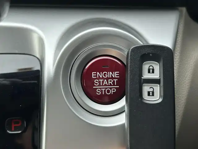 ホンダ Ｎ ＷＧＮ 道南・函館 2018(平30)年 3万km ルナシルバーM オーディオ/シートヒーター/横滑り防止装置/アイドリングストップ/スマートキー/プッシュスタート/純正フロアマット/ドアバイザー/電格ミラー/ミュージックプレイヤー接続