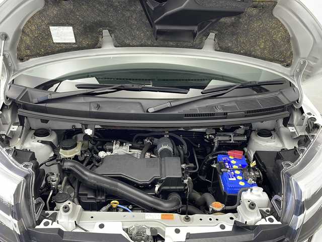 トヨタ ルーミー カスタムG 千葉県 2020(令2)年 2.1万km パールホワイトⅢ スマートアシスト/　・衝突回避・軽減ブレーキ機能/　・オートハイビーム/　・誤発進抑制機能/　・車線逸脱警報/　・先行車発進お知らせ機能  /レーダークルーズコントロール/コーナーセンサー /両側パワースライドド/パノラミックビューモニター/純正9インチメモリナビ/　CD/DVD/BT/フルセグTV/ビルトインETC2.0/前席シートヒーター/電子パーキング/オートホールド/革巻きステアリング/ステアリングスイッチ/フロアマット/純正14インチアルミホイール/LEDヘッドライト