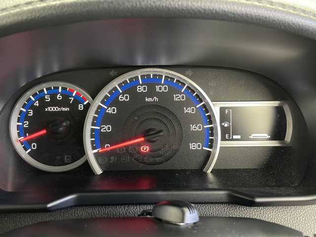 トヨタ ルーミー カスタムG 千葉県 2020(令2)年 2.1万km パールホワイトⅢ スマートアシスト/　・衝突回避・軽減ブレーキ機能/　・オートハイビーム/　・誤発進抑制機能/　・車線逸脱警報/　・先行車発進お知らせ機能  /レーダークルーズコントロール/コーナーセンサー /両側パワースライドド/パノラミックビューモニター/純正9インチメモリナビ/　CD/DVD/BT/フルセグTV/ビルトインETC2.0/前席シートヒーター/電子パーキング/オートホールド/革巻きステアリング/ステアリングスイッチ/フロアマット/純正14インチアルミホイール/LEDヘッドライト
