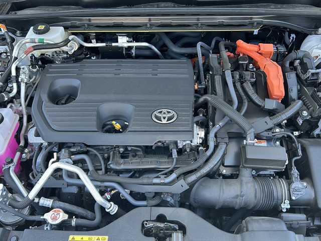トヨタ クラウン スポーツ RS 千葉県 2024(令6)年 2.6万km パールⅡ ワンオーナー/純正ディスプレイオーディオ/フルセグテレビ/4WD/ETC2.0 /モデリスタエアロ/Bluetooth/USB接続/Miracast/USB端子/パノラミックビューモニター/デジタルインナーミラー/パワーバックドア/レーダークルーズコントロール/運転席・助手席シートヒーター/運転席・助手席エアシート/運転席・助手席メモリー付きパワーシート/左右分離型フルオートエアコン/置くだけ充電/電動パーキングブレーキ/電動ブレーキホールド/電動格納ウィンカーミラー/レーンディパーチャーアラート/ブラインドスポットモニター/プリクラッシュセーフティー/プロアクティブドライビングアシスト/リア・クロストラフィック・アラート/リアカメラディテクション/パーキングサポートブレーキ/ロードサインアシスト/オートマチックハイビーム/オートライト/LEDヘッドライト/スマートキー/モデリスタ２１インチアルミホイール/純正フロアマット/保証書/取扱説明書