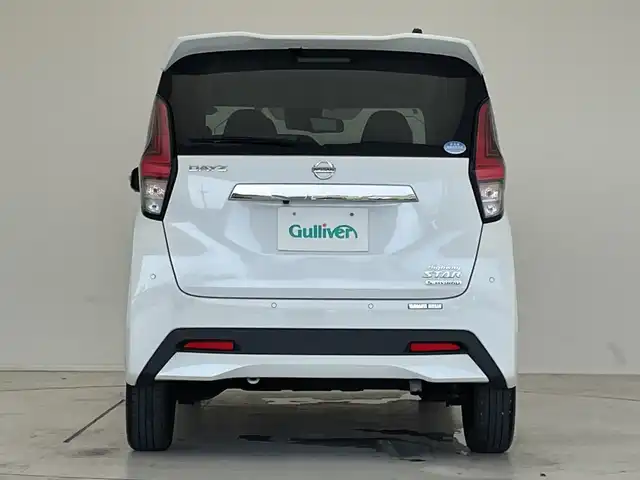日産 デイズ HWS Gターボ アーバンクロム プロパイロットED 愛知県 2022(令4)年 2.2万km ホワイトパール プロパイロット/衝突被害軽減ブレーキ/純正7インチSDナビ（あり）/全方位カメラ/クルーズコントロール/シートヒーター/フルセグTV/CD/Bluetooth/コーナーセンサー/純正アルミホイール/LEDヘッドライト/レーンキープアシスト/ステアリングスイッチ/スマートキー/プッシュスタート