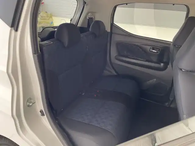 日産 デイズ HWS Gターボ アーバンクロム プロパイロットED 愛知県 2022(令4)年 2.2万km ホワイトパール プロパイロット/衝突被害軽減ブレーキ/純正7インチSDナビ（あり）/全方位カメラ/クルーズコントロール/シートヒーター/フルセグTV/CD/Bluetooth/コーナーセンサー/純正アルミホイール/LEDヘッドライト/レーンキープアシスト/ステアリングスイッチ/スマートキー/プッシュスタート