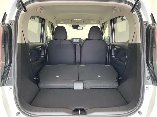 日産 デイズ HWS Gターボ アーバンクロム プロパイロットED 愛知県 2022(令4)年 2.2万km ホワイトパール プロパイロット/衝突被害軽減ブレーキ/純正7インチSDナビ（あり）/全方位カメラ/クルーズコントロール/シートヒーター/フルセグTV/CD/Bluetooth/コーナーセンサー/純正アルミホイール/LEDヘッドライト/レーンキープアシスト/ステアリングスイッチ/スマートキー/プッシュスタート