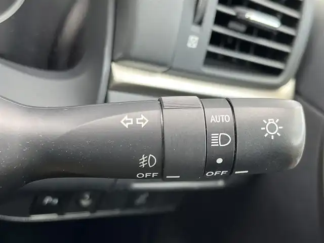 レクサス ＣＴ 200h バージョンC 奈良県 2016(平28)年 4.3万km レッドマイカクリスタルシャイン 純正ナビ　/フルセグＴＶ　/バックカメラ　/ドライブレコーダー　/ビルトインＥＴＣ　/ＡＡＣ　/クルーズコントロール　/パワーシート　/シートヒーター　/前後コーナーセンサー　/衝突被害軽減システム　/ＬＥＤヘッドライト/オートライト/スマートキー/純正16インチアルミホイール/純正フロアマット