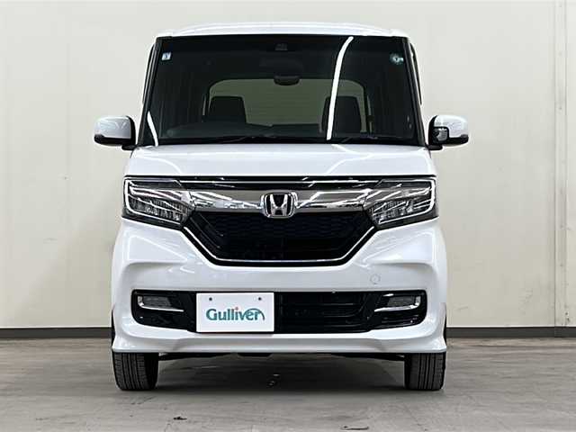 ホンダ Ｎ ＢＯＸ カスタム G L ホンダセンシング 道央・札幌 2019(平31)年 6.6万km プラチナホワイトパール /4WD//純正ナビ/（CD/SD/AM/FM/BT）//オートライト//衝突軽減ブレーキ//クルーズコントロール//レーンキープアシスト//バックカメラ//プッシュスタート//フォグライト//ステアリングリモコン//ヒーテッドミラー//ドアバイザー//横滑り防止装置//ECON//純正14インチAW