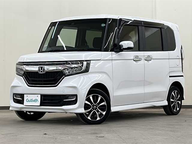 ホンダ Ｎ ＢＯＸ カスタム G L ホンダセンシング 道央・札幌 2019(平31)年 6.6万km プラチナホワイトパール /4WD//純正ナビ/（CD/SD/AM/FM/BT）//オートライト//衝突軽減ブレーキ//クルーズコントロール//レーンキープアシスト//バックカメラ//プッシュスタート//フォグライト//ステアリングリモコン//ヒーテッドミラー//ドアバイザー//横滑り防止装置//ECON//純正14インチAW